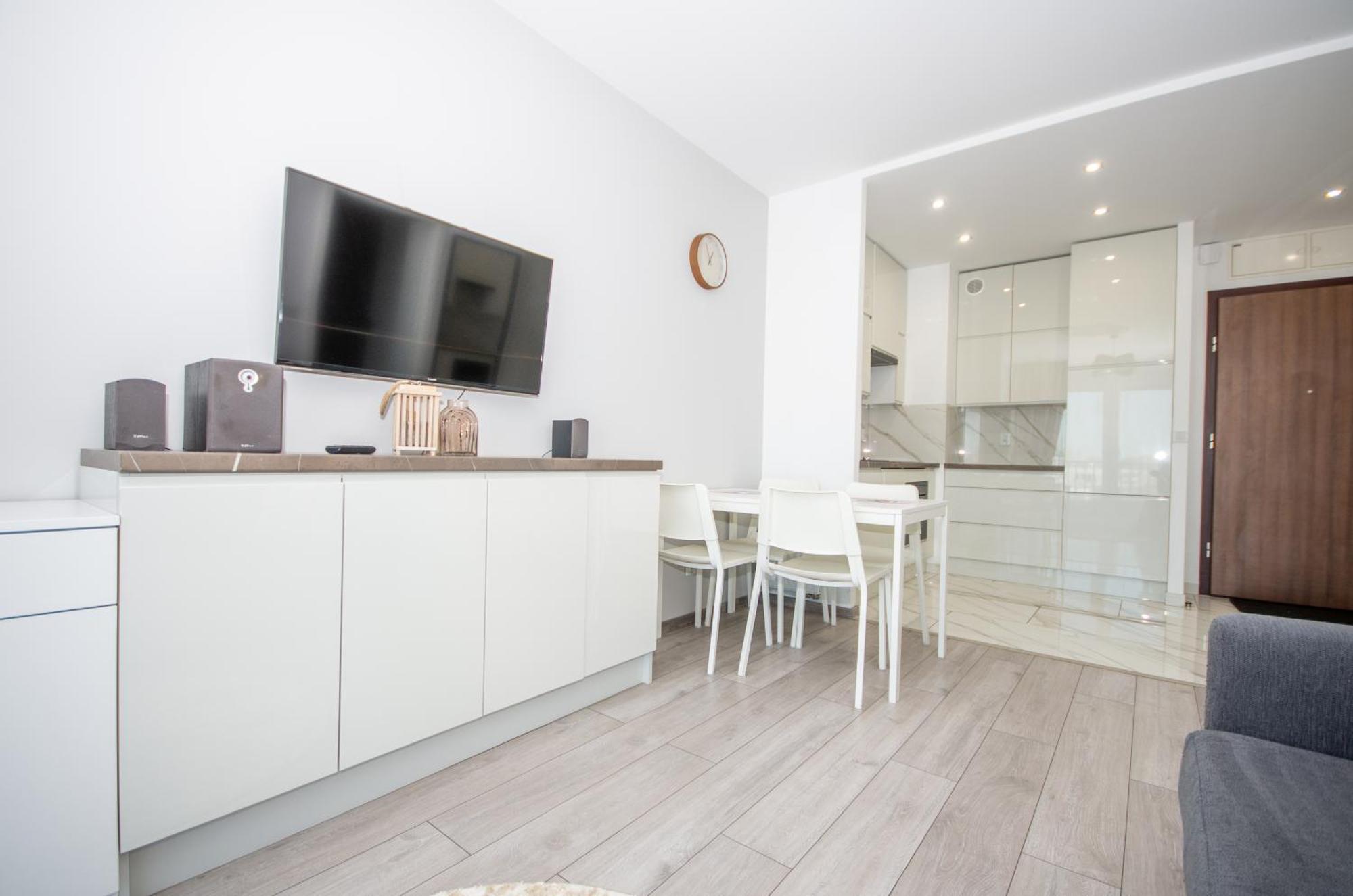 Inpoint Zablocie Modern Apartments For Work&Travel Краков Экстерьер фото