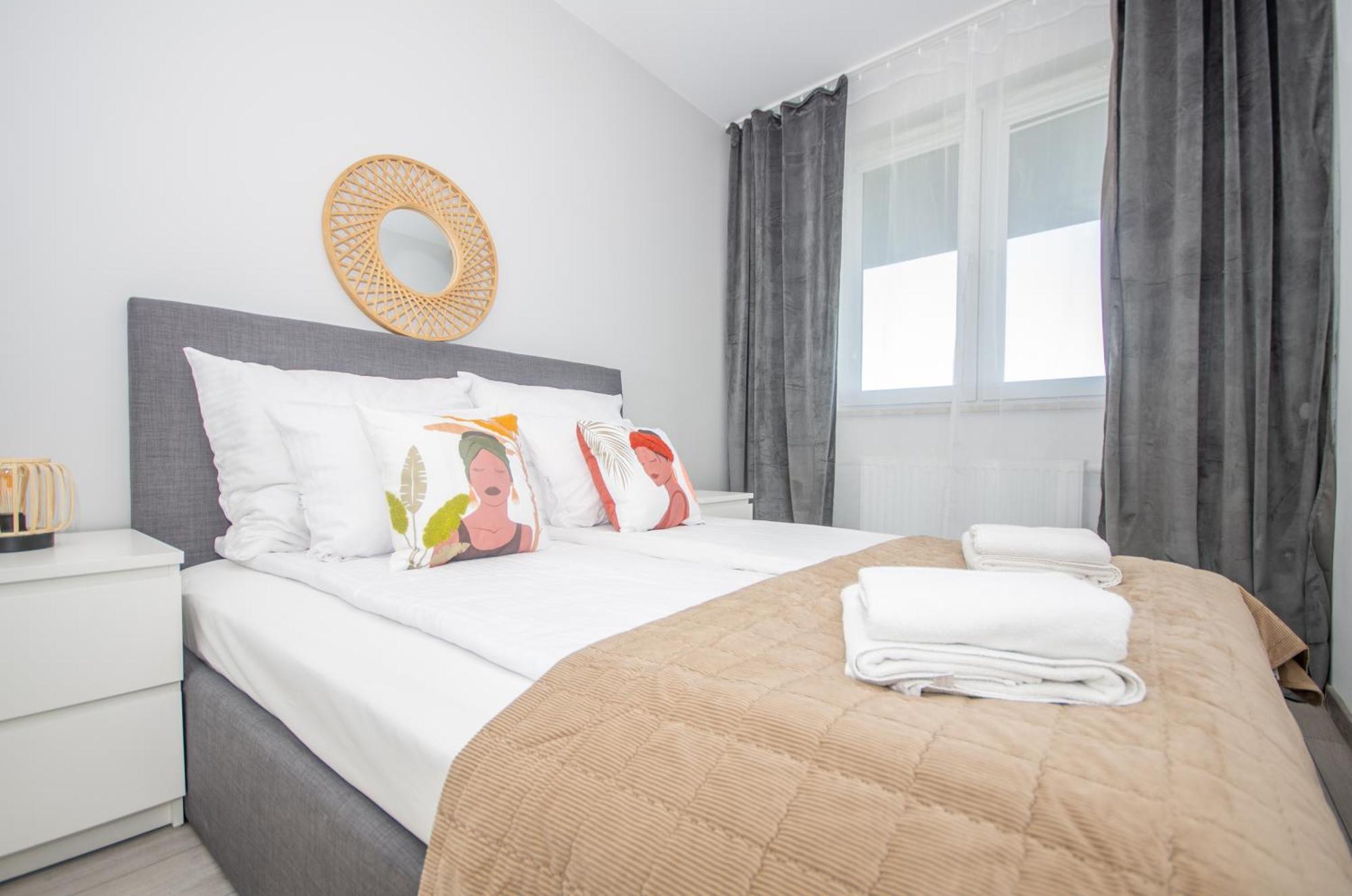 Inpoint Zablocie Modern Apartments For Work&Travel Краков Экстерьер фото